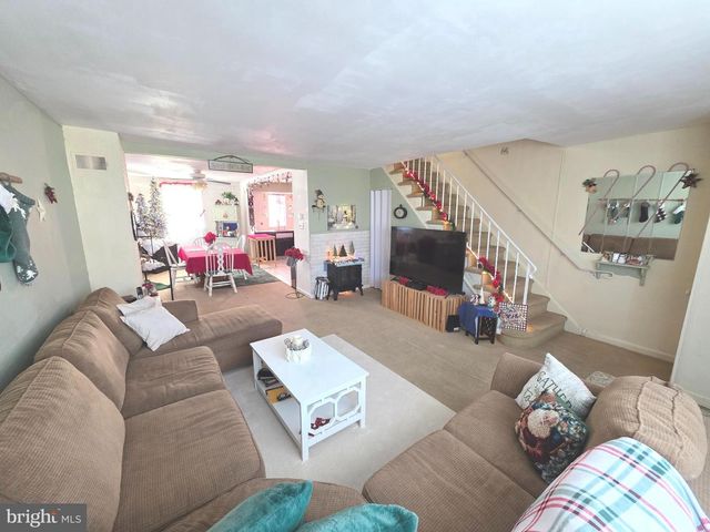 8151 LEON ST, Philadelphia, PA 19136