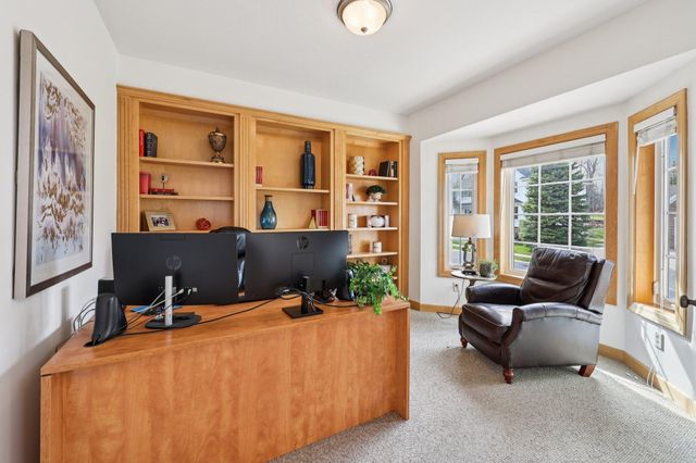 8813 Woodhill Drive, Savage, MN 55378