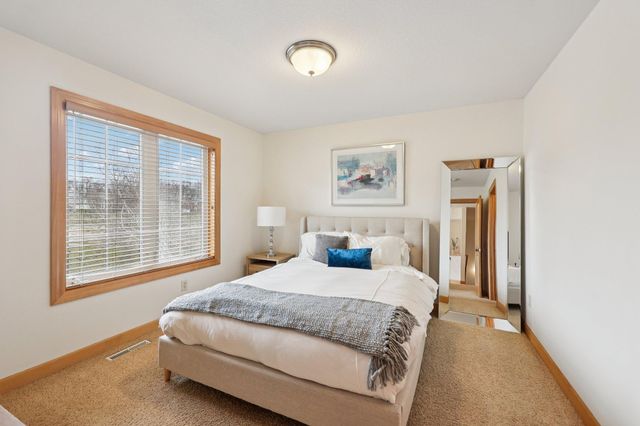 8813 Woodhill Drive, Savage, MN 55378