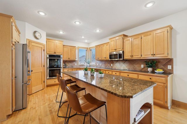 8813 Woodhill Drive, Savage, MN 55378