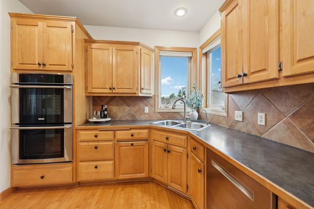 8813 Woodhill Drive, Savage, MN 55378