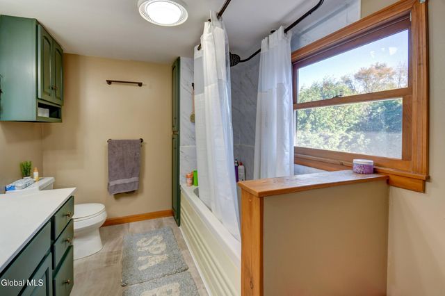 4297 State Highway 10, Ephratah, NY 13452