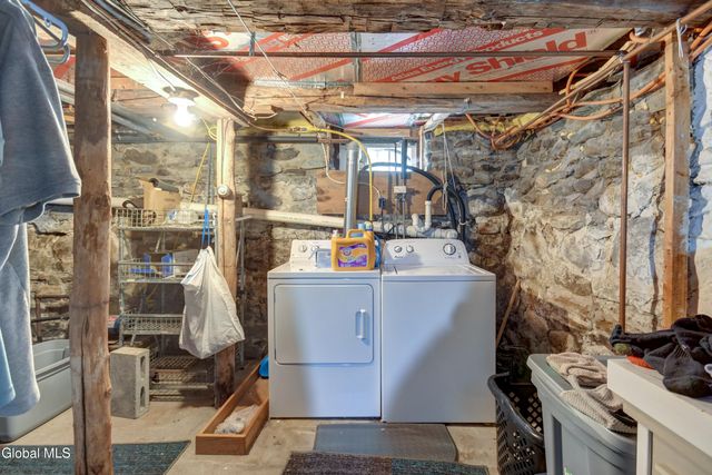 4297 State Highway 10, Ephratah, NY 13452