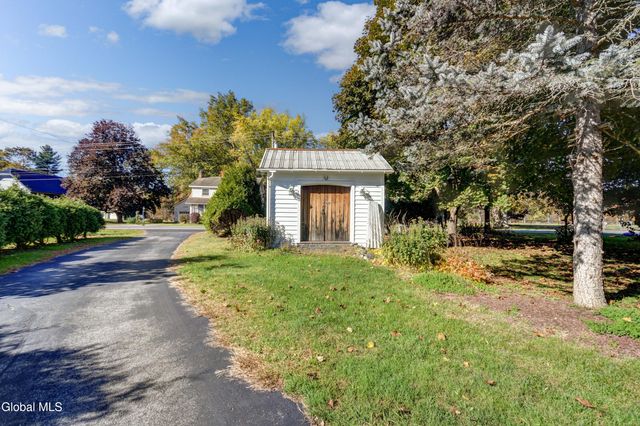 4297 State Highway 10, Ephratah, NY 13452