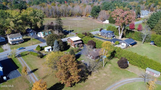 4297 State Highway 10, Ephratah, NY 13452