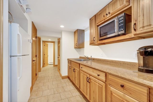 15 Spring Lane, Westwood, MA 02090