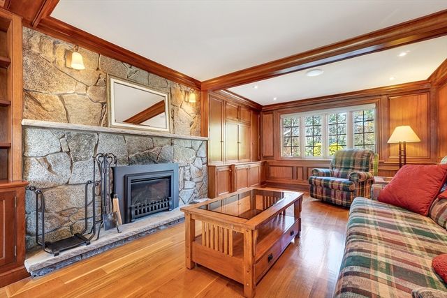 15 Spring Lane, Westwood, MA 02090