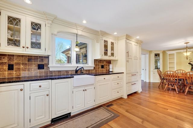 15 Spring Lane, Westwood, MA 02090