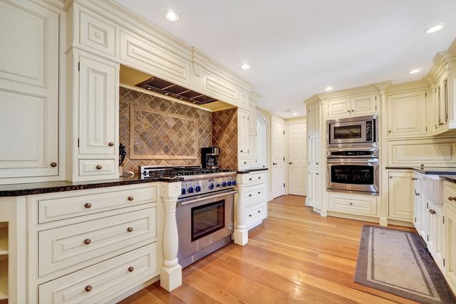 15 Spring Lane, Westwood, MA 02090