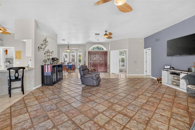 2704 ASTON AVENUE, Plant City, FL 33566