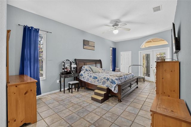 2704 ASTON AVENUE, Plant City, FL 33566