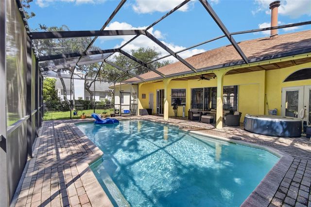2704 ASTON AVENUE, Plant City, FL 33566