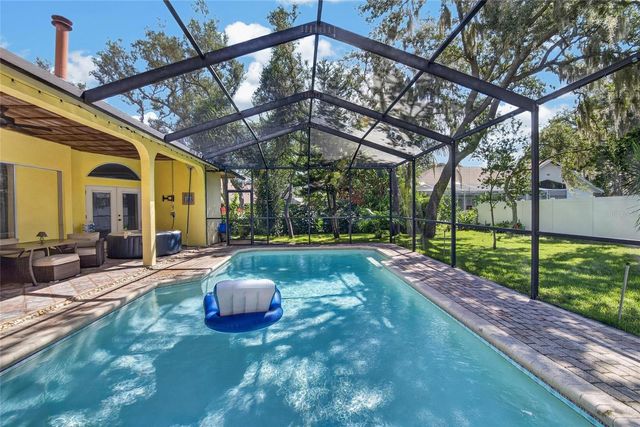 2704 ASTON AVENUE, Plant City, FL 33566