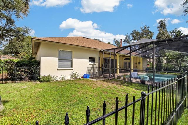 2704 ASTON AVENUE, Plant City, FL 33566