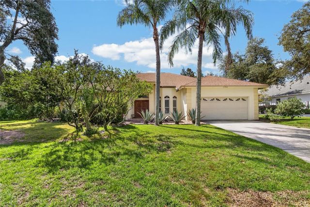 2704 ASTON AVENUE, Plant City, FL 33566