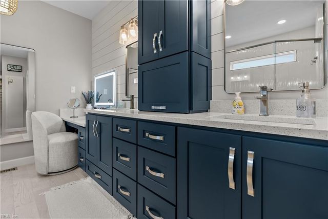 2277 Lynx DR, Virginia Beach, VA 23456
