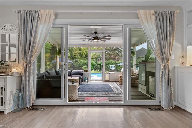2277 Lynx DR, Virginia Beach, VA 23456