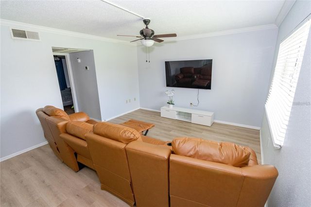 139 OYSTER BAY CIRCLE 200, Altamonte Springs, FL 32701