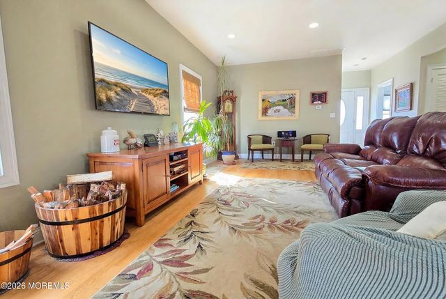 119 Camden Avenue, Lavallette, NJ 08735