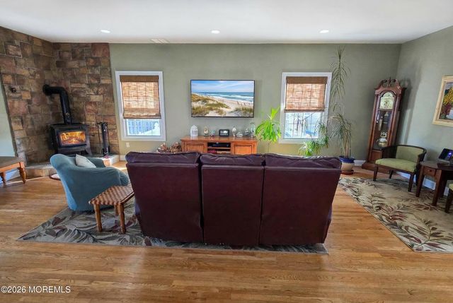 119 Camden Avenue, Lavallette, NJ 08735