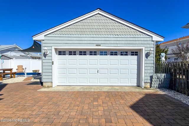 119 Camden Avenue, Lavallette, NJ 08735