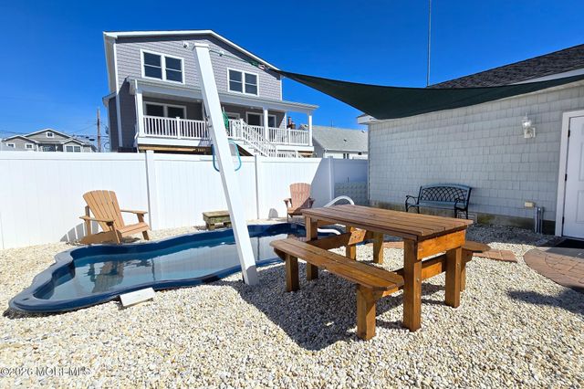 119 Camden Avenue, Lavallette, NJ 08735