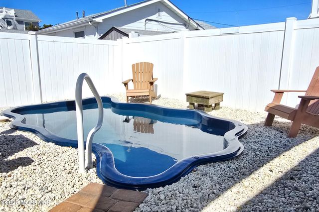 119 Camden Avenue, Lavallette, NJ 08735