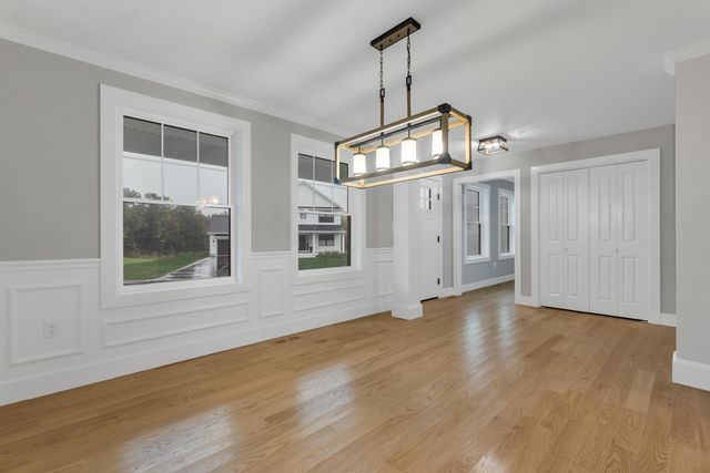 11 Robin Way 2, Chester, NH 03036