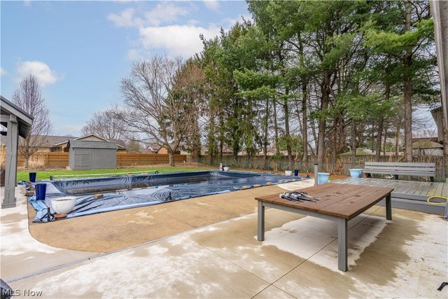 7731 Brunswick Circle NW, Massillon, OH 44646