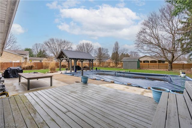 7731 Brunswick Circle NW, Massillon, OH 44646