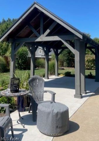 7731 Brunswick Circle NW, Massillon, OH 44646