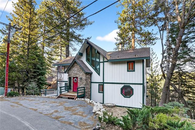26633 Thunderbird, Lake Arrowhead, CA 92352