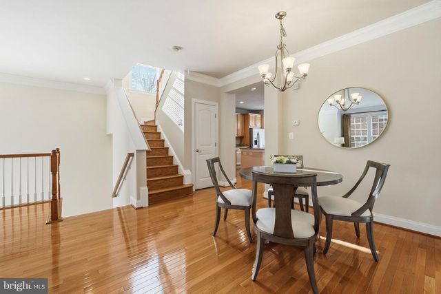 8015 RESERVE WAY, Vienna, VA 22182