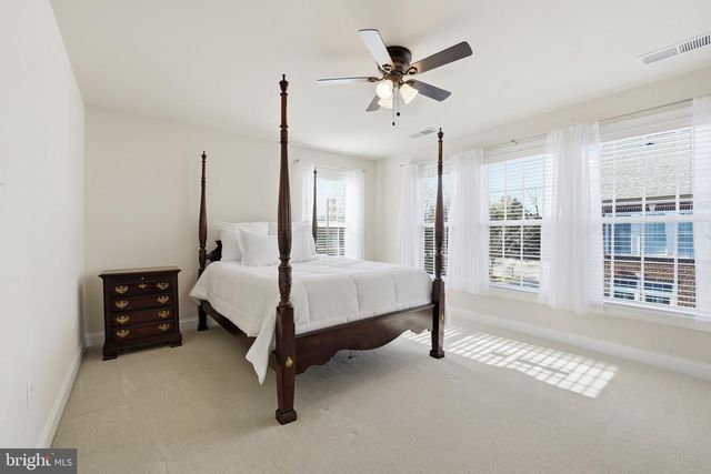 8015 RESERVE WAY, Vienna, VA 22182