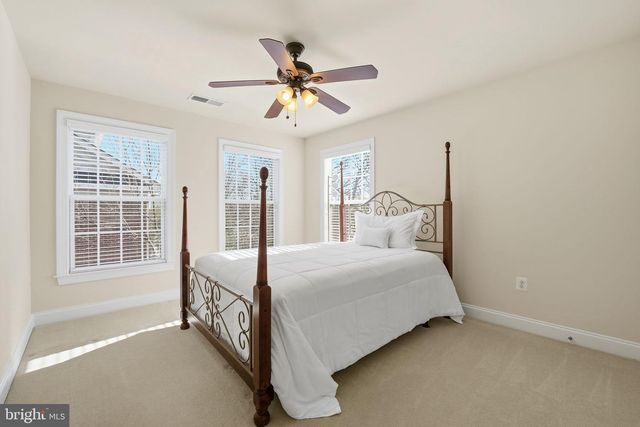 8015 RESERVE WAY, Vienna, VA 22182