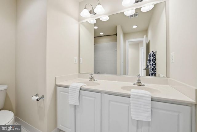 8015 RESERVE WAY, Vienna, VA 22182