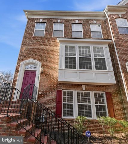 8015 RESERVE WAY, Vienna, VA 22182