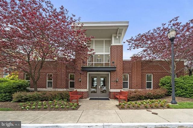 8015 RESERVE WAY, Vienna, VA 22182