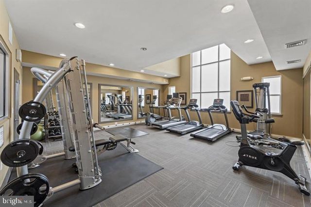 8015 RESERVE WAY, Vienna, VA 22182