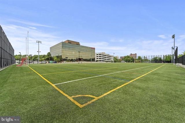 8015 RESERVE WAY, Vienna, VA 22182