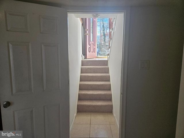 13715 KAYWOOD DR, Woodbridge, VA 22193