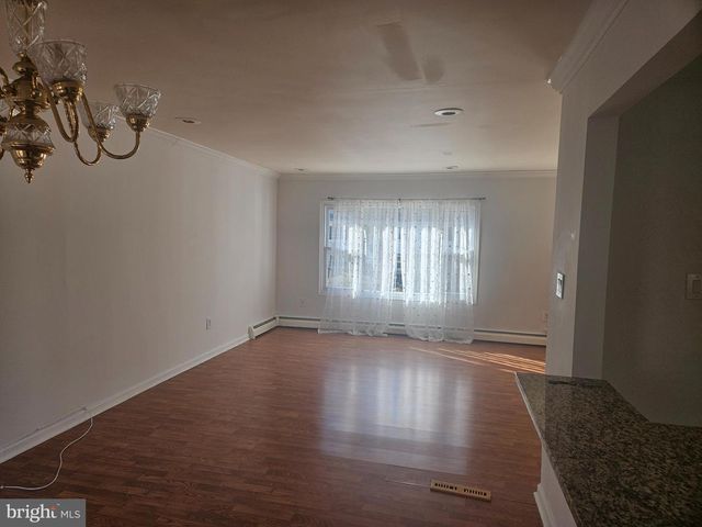 13715 KAYWOOD DR, Woodbridge, VA 22193