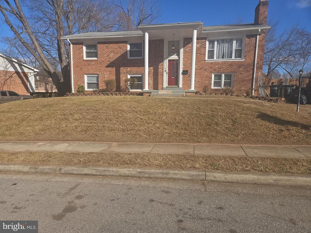 13715 KAYWOOD DR, Woodbridge, VA 22193