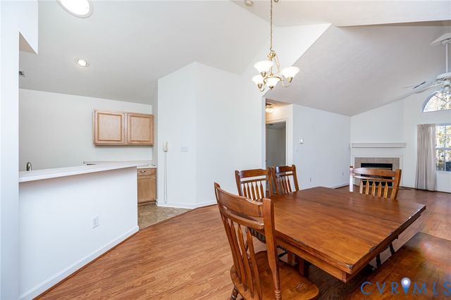 1502 Patriot Cir, Glen Allen, VA 23059