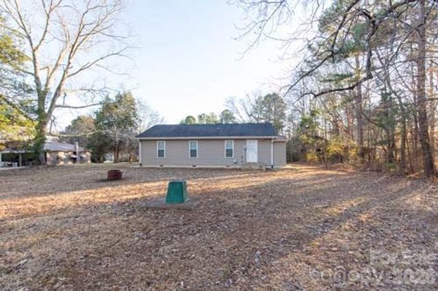 138 Pacific Drive, Statesville, NC 28677