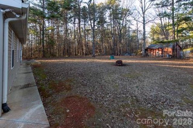 138 Pacific Drive, Statesville, NC 28677