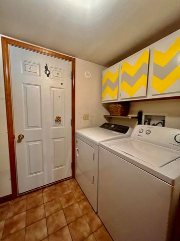 188 Summertree Drive, Chesterton, IN 46304