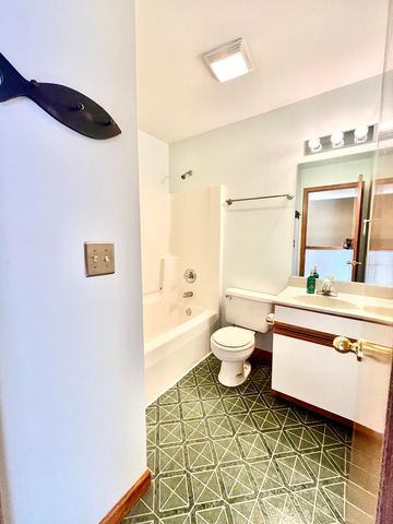 188 Summertree Drive, Chesterton, IN 46304