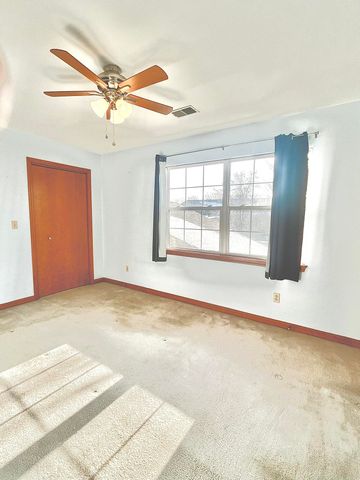 188 Summertree Drive, Chesterton, IN 46304