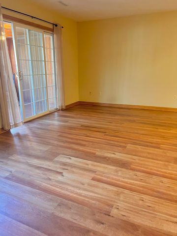 188 Summertree Drive, Chesterton, IN 46304